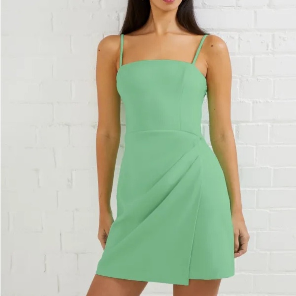 NWOT French Connection Whisper Straight Neck Mini Dress